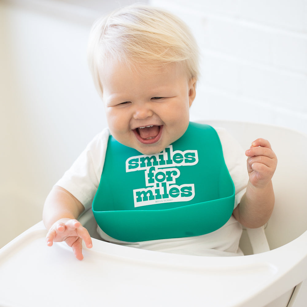 Smiles Wonder Bib
