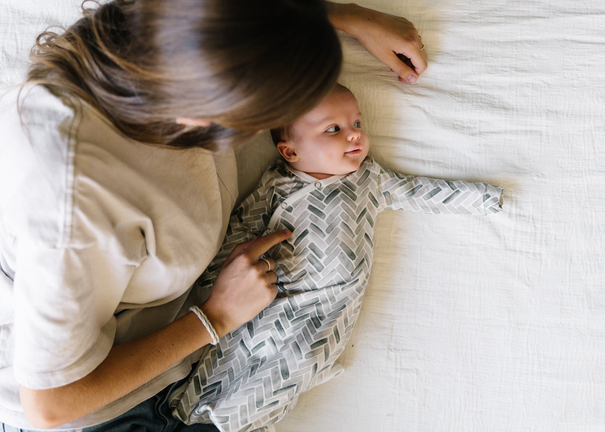 Alta Knotted Gown 0-4mo