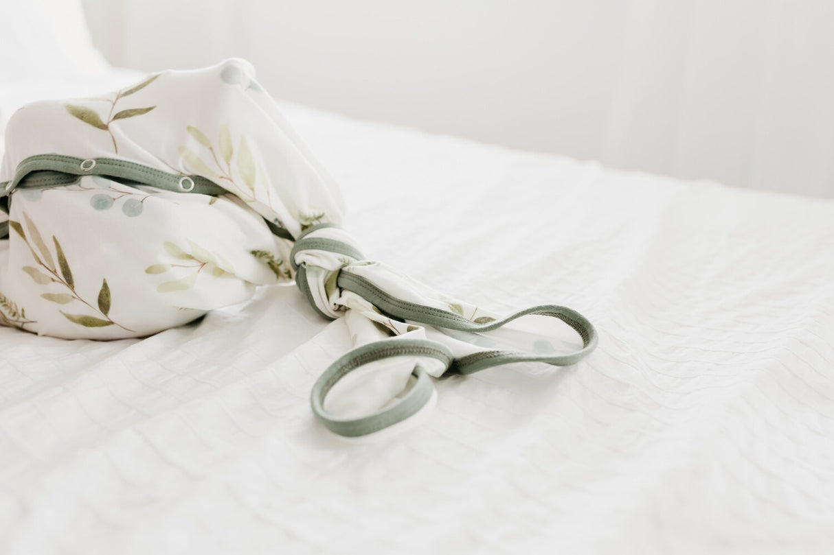 Haven Newborn Knotted Gown