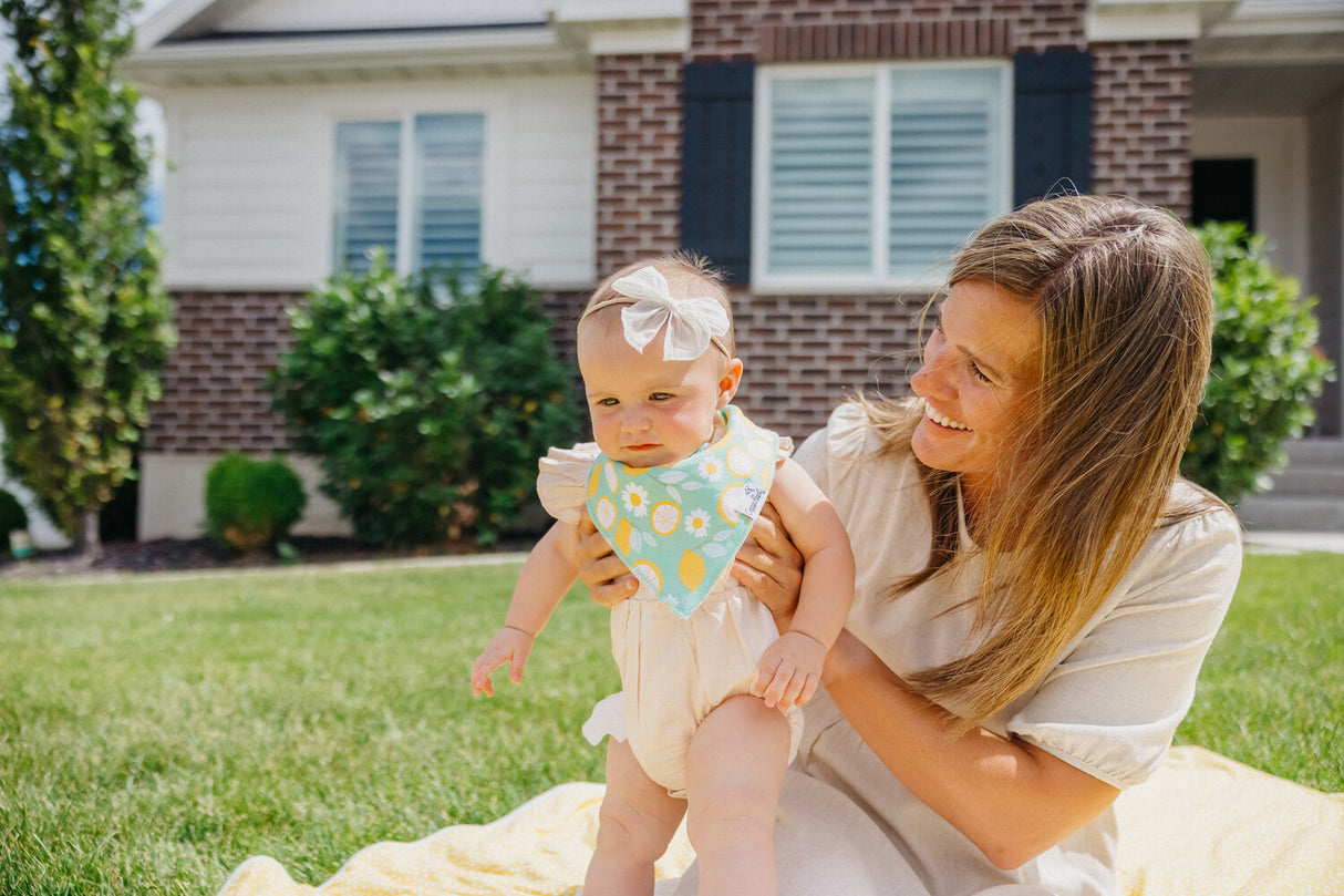 Lemon Bandana Bib Set