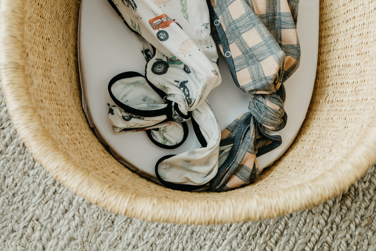 Jo Newborn Knotted Gown