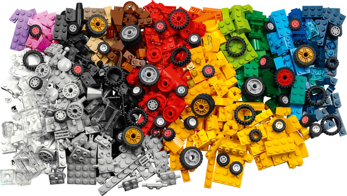 LEGO® Classic: Bricks and Wheels