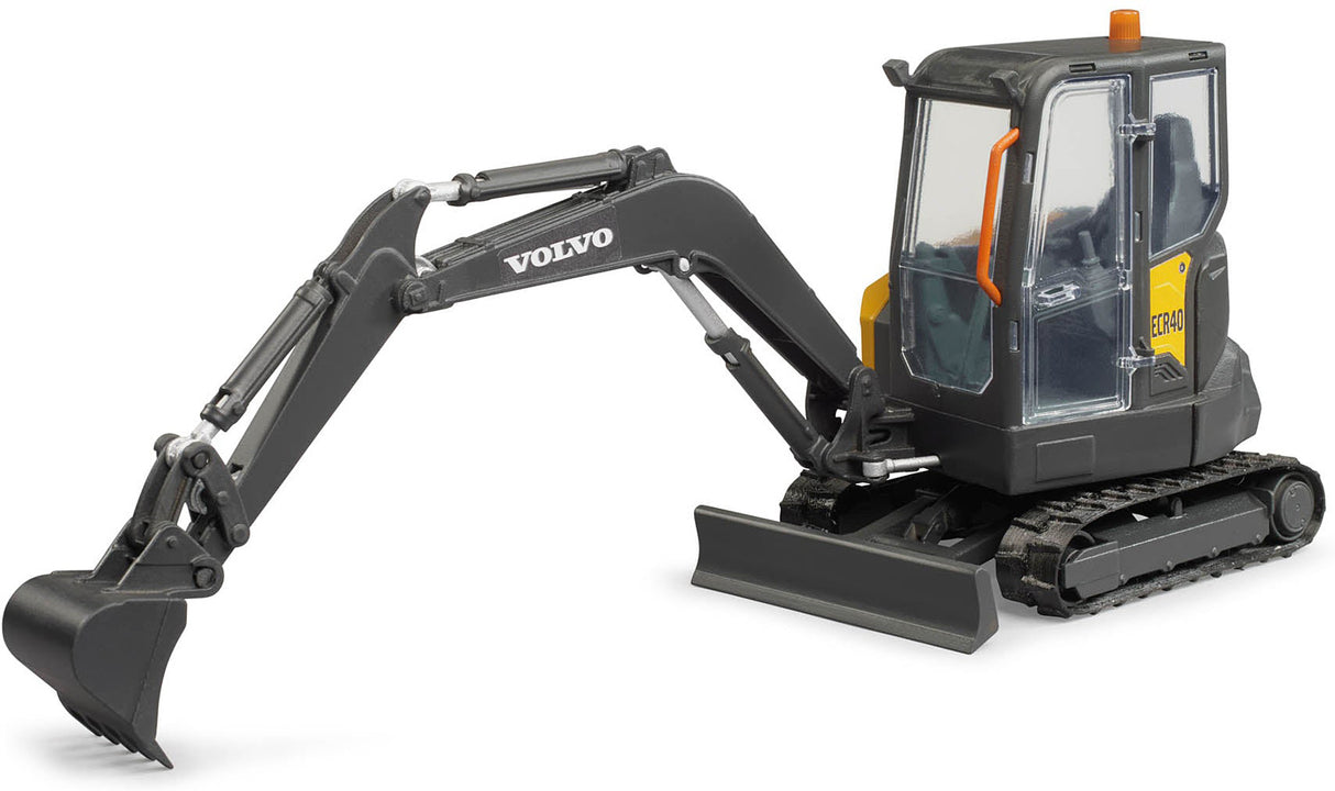Bruder Volvo Compact Excavator ECR40