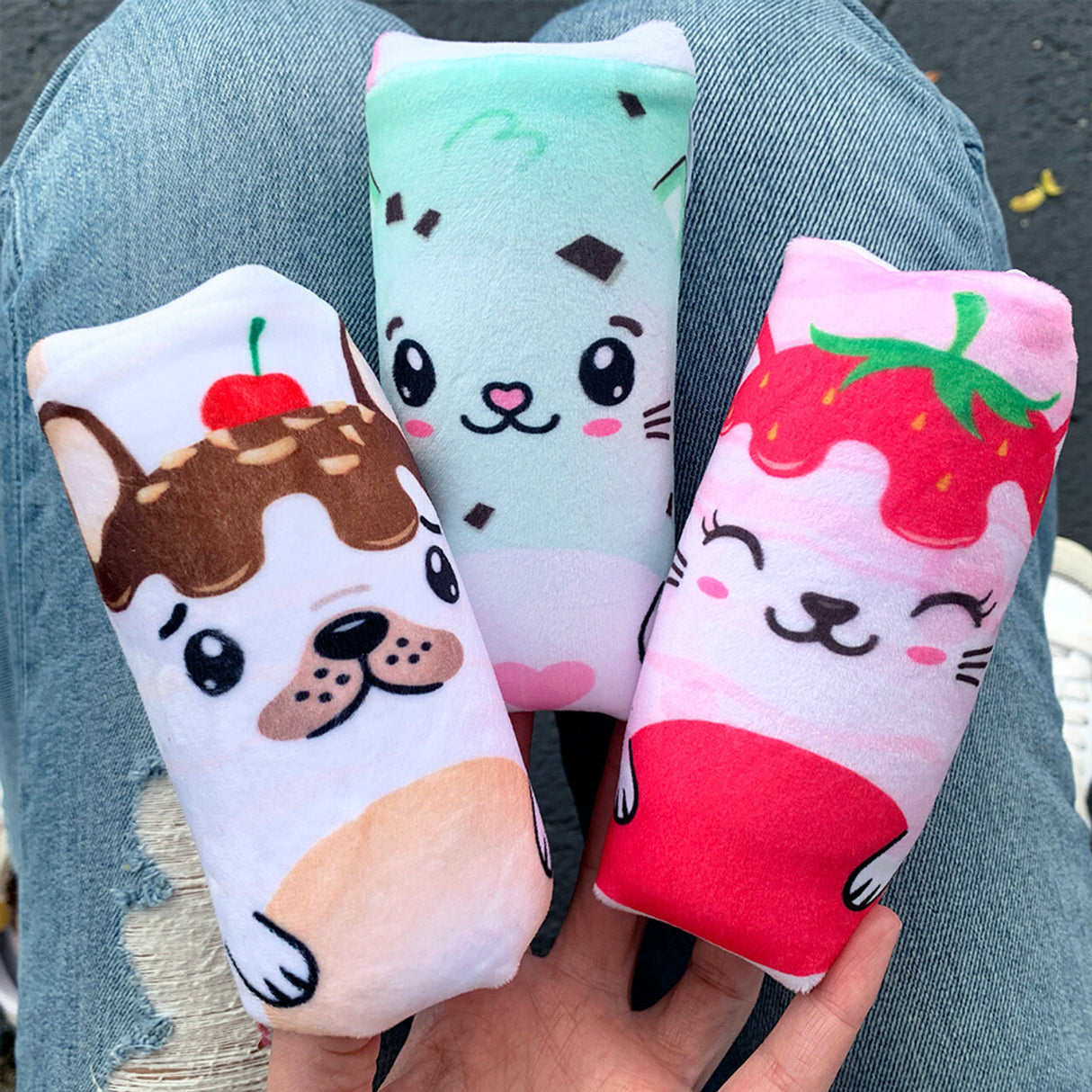 Two Flippin' Cute - Plush Water Wiggler Ice Cream Collection