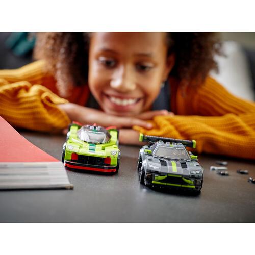 76910 Aston Martin Valkyrie