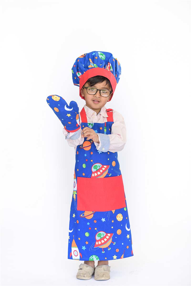 Out of This World Child Apron Boxed Set