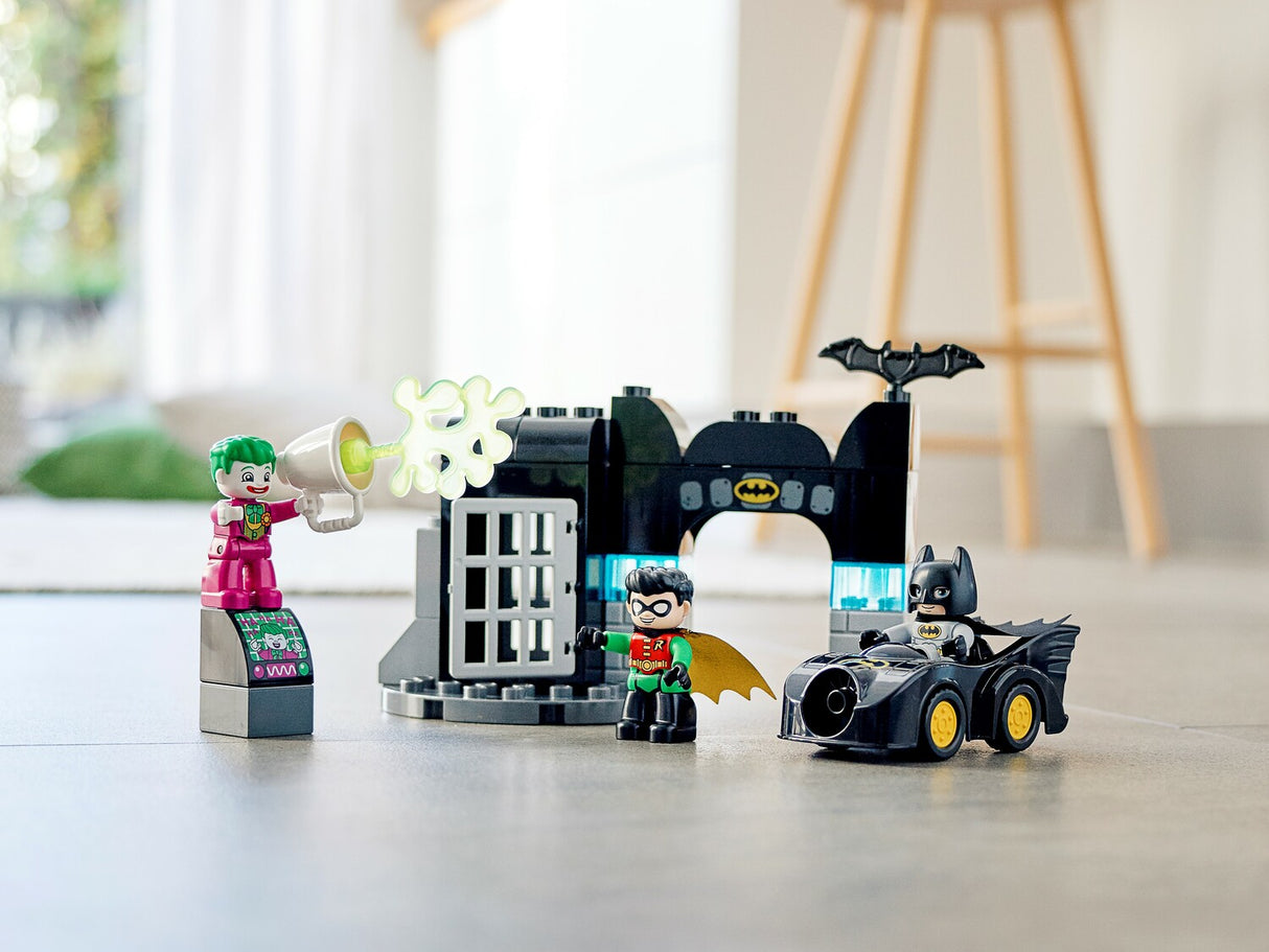 LEGO Batman: Batcave