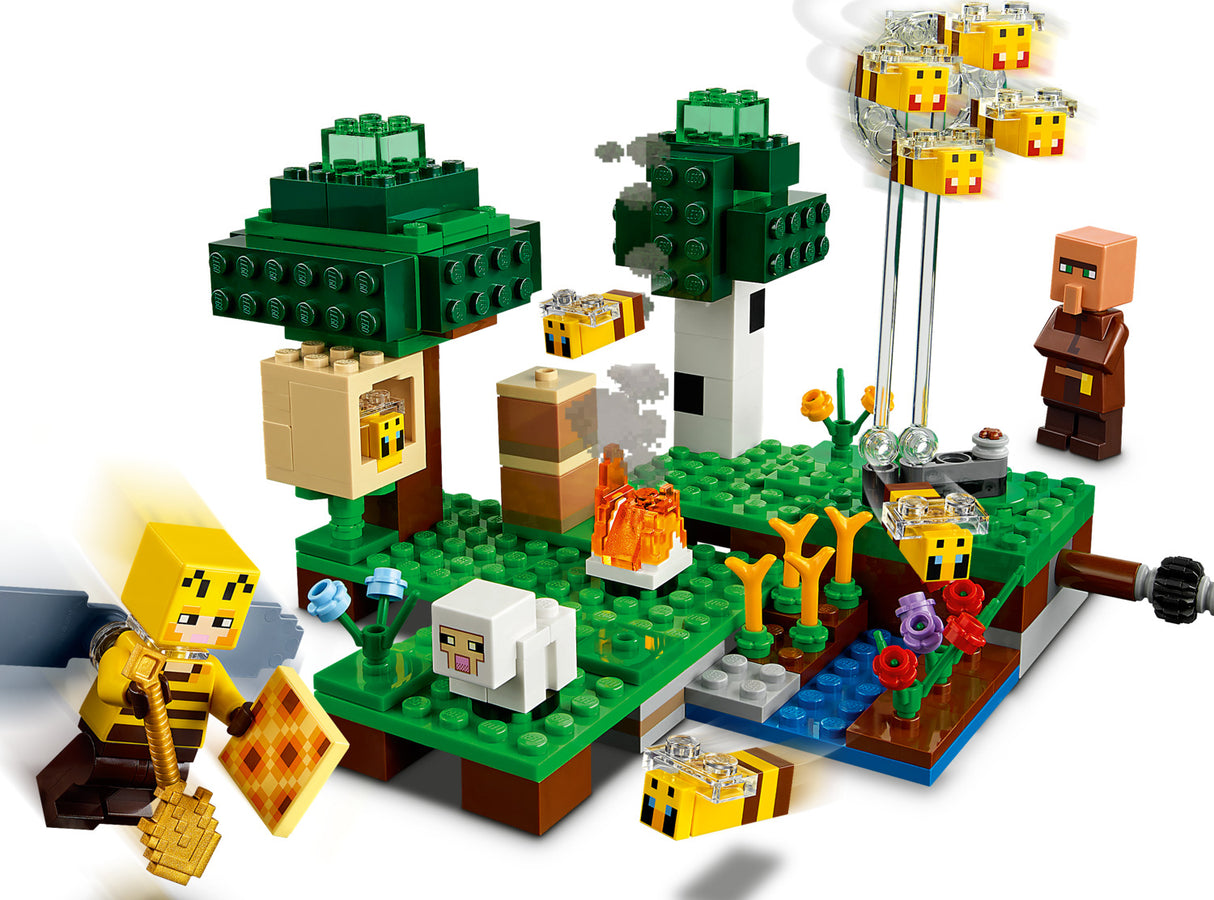 LEGO Minecraft: The Bee Farm