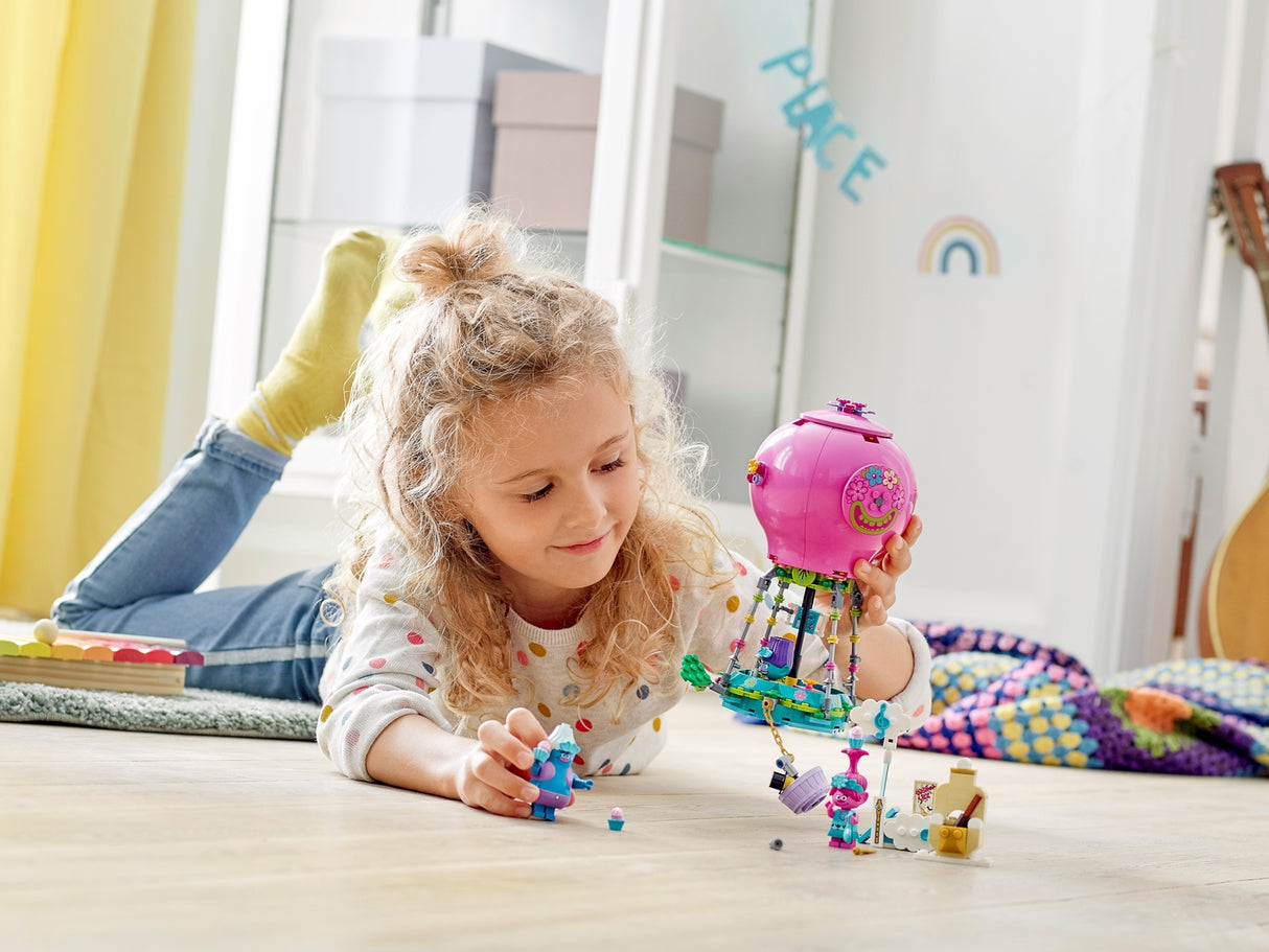 Poppy's Hot Air Balloon Adventure