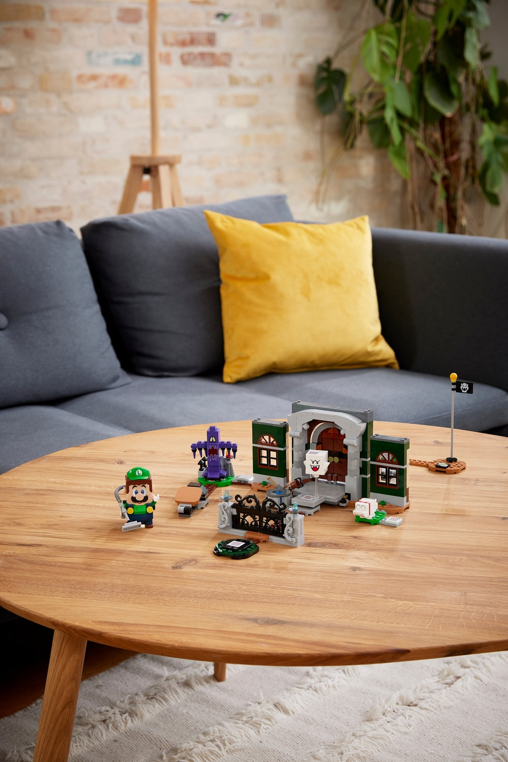 LEGO Super Mario: Luigi's Mansion Entryway Expansion Set