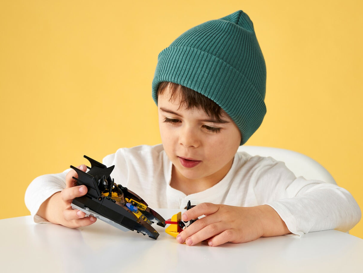 LEGO Batman: Batboat The Penguin Pursuit!