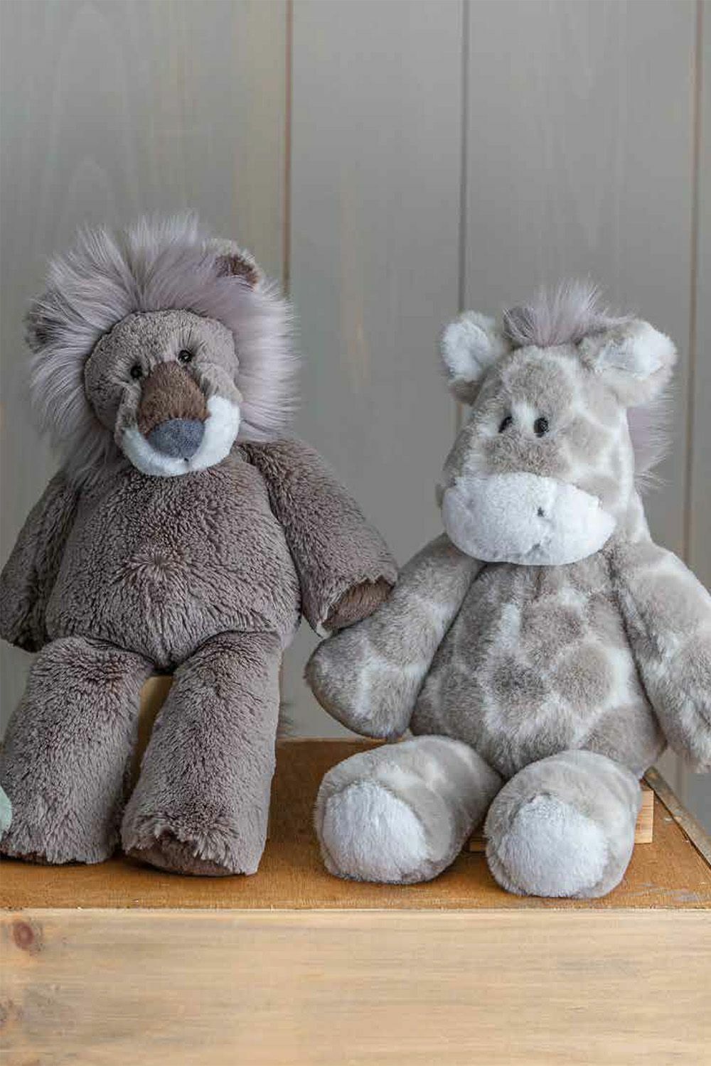 Marshmallow Greyling Giraffe 13"