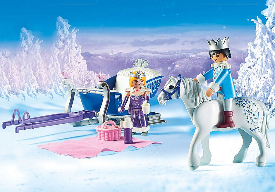 Sleigh with Royal Couple