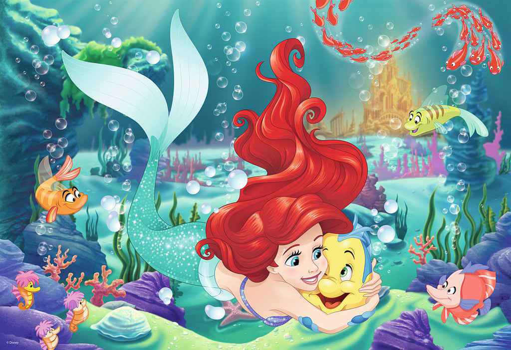 Disney Princess: Hugging Arielle