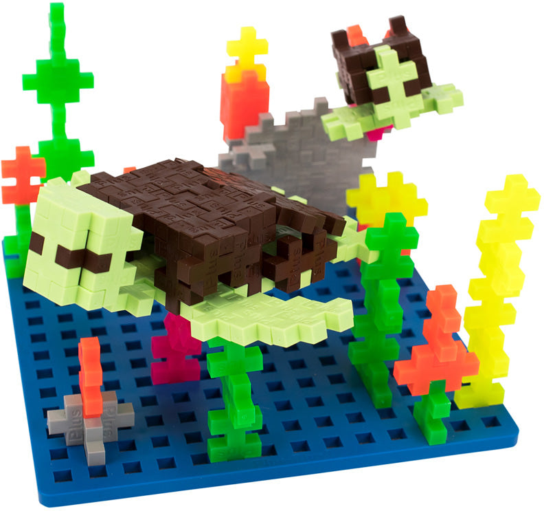 Plus-Plus Ocean Baseplate Builder