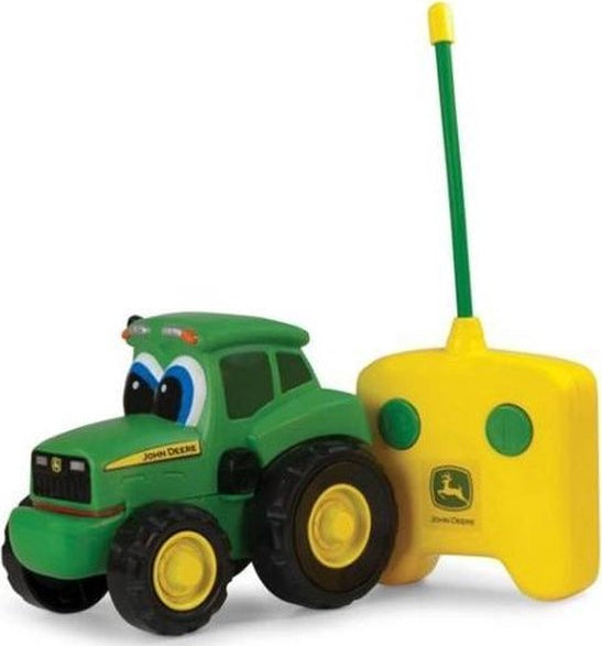Tomy John Deere Johnny Tractor RC Radio-Controlled (RC) model Electric engine 1:32