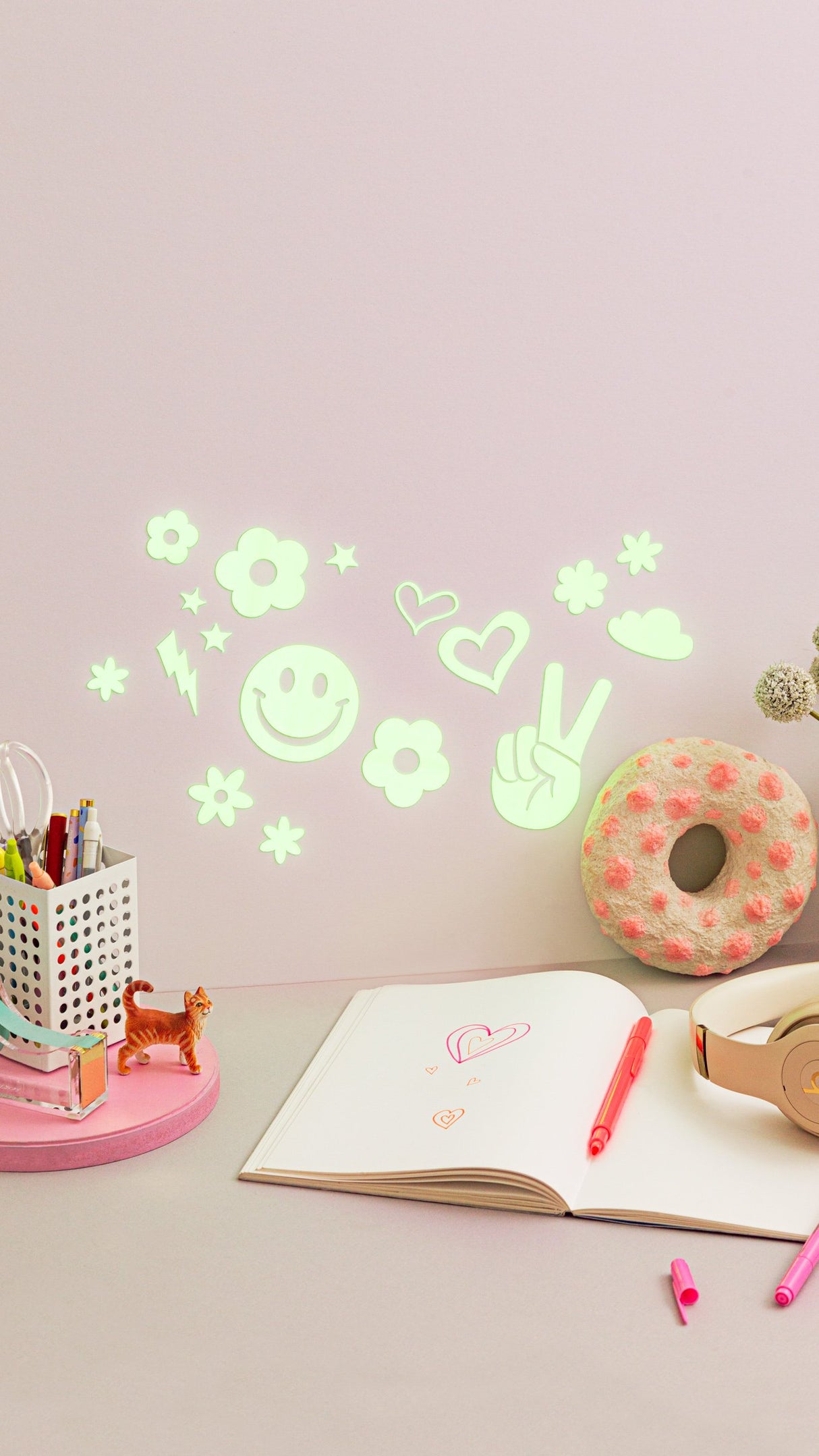 Glow Stickers - Happy Days