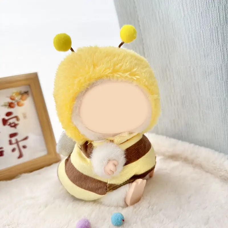 Labubu Outfit Bee