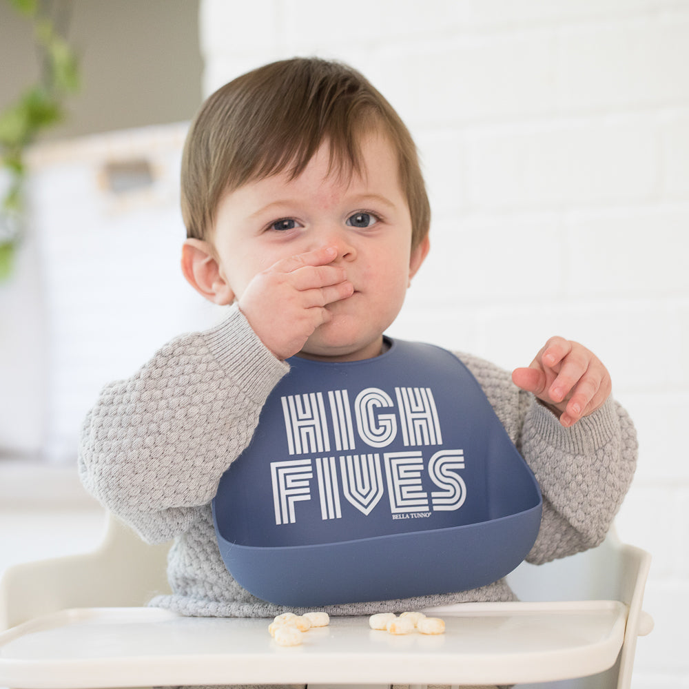 High Fives Wonder Bib