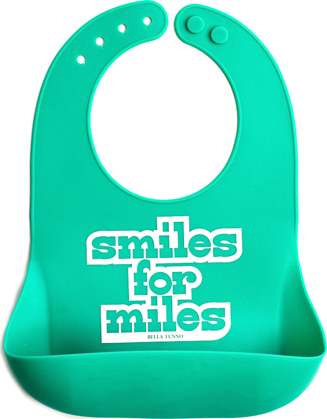 Smiles Wonder Bib
