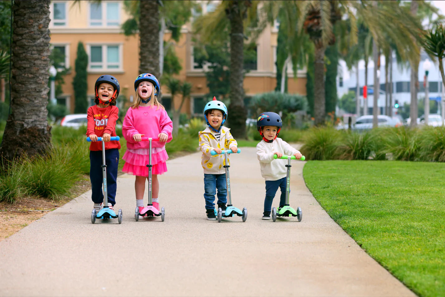 Micro Mini Glow Plus LED Scooter (Icy Lime) - Gingerbread House Toys