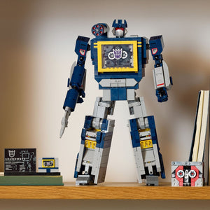 LEGO Icons: Transformers: Soundwave