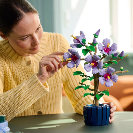 LEGO Botanicals: Hibiscus