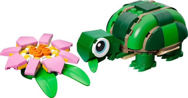 LEGO Creator: Turtle with a Water Lily Flower