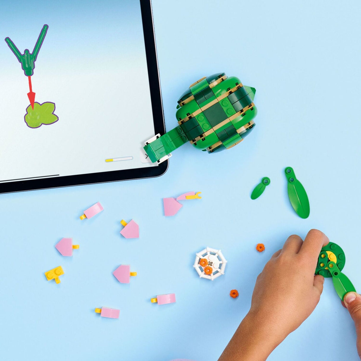 LEGO Creator: Turtle with a Water Lily Flower