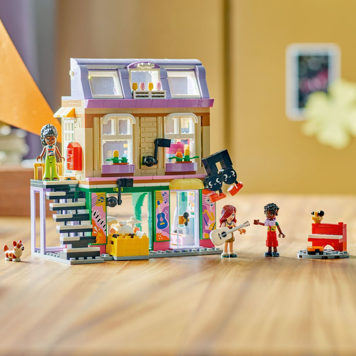 LEGO Friends: Music Store & Apartment