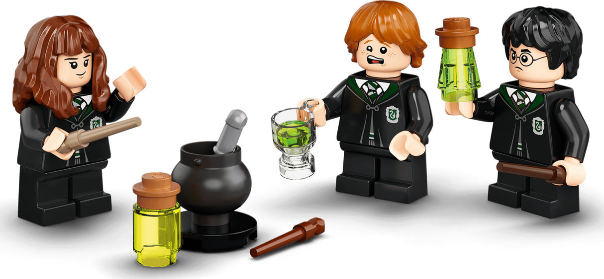 LEGO® Harry Potter: Hogwarts: Polyjuice Potion Mistake