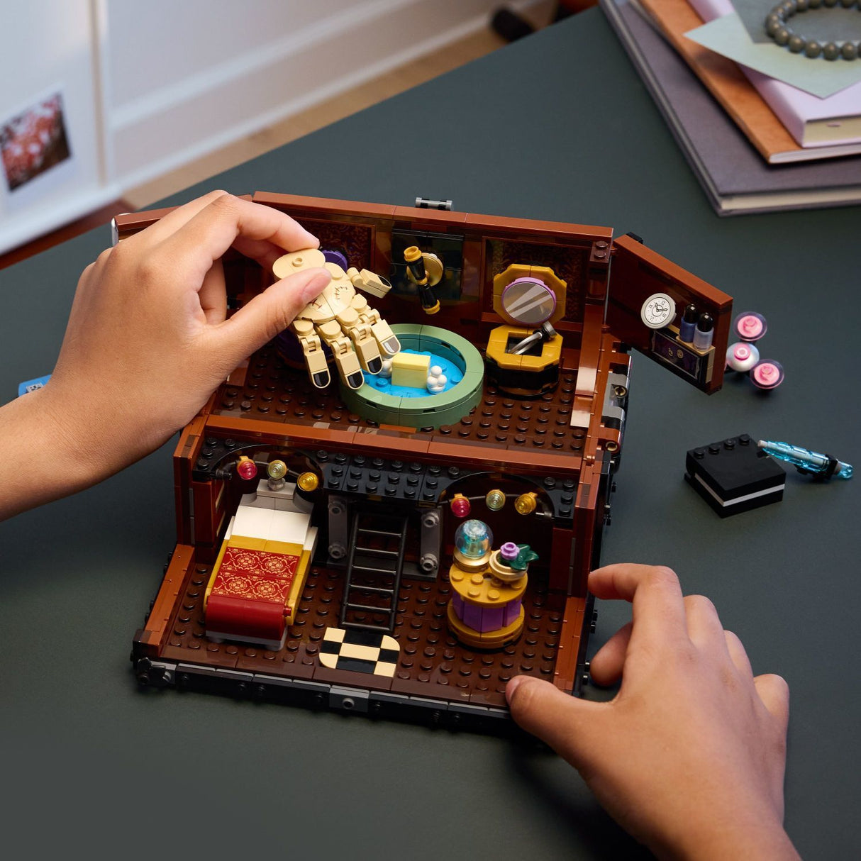 LEGO Wednesday: Thing's Apartment