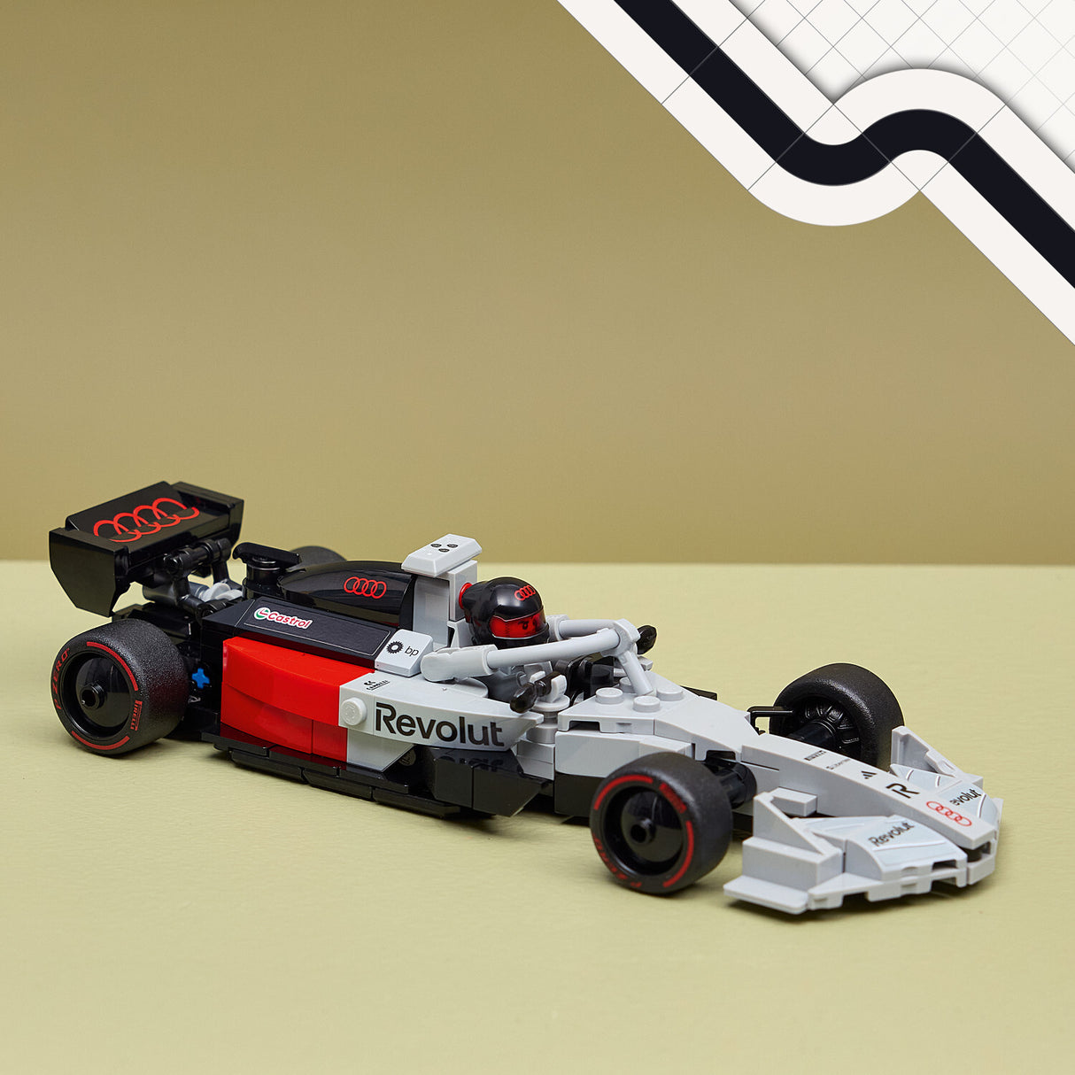 LEGO Speed Champions: Audi Revolut F1® Team R26 Race Car