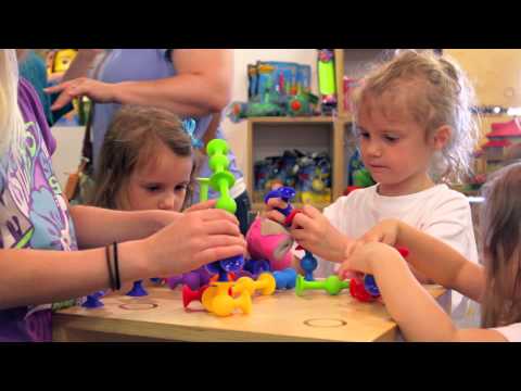 □Playing children□Ｂ＆Ｇ・ ◇ Amazon.com: Costzon Kids Basketball Hoop, Toddler Sports