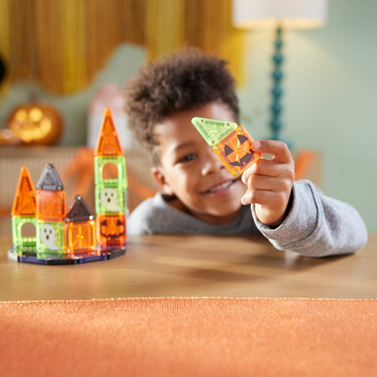 MAGNA-TILES microMAGS Spooky Travel 24-Piece Set