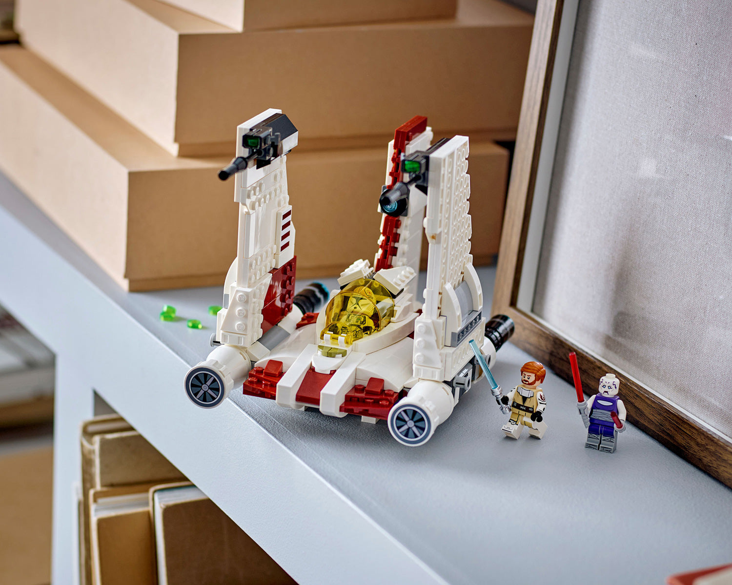 LEGO STAR WARS V-19 Torrent Starfighter - Gingerbread House Toys