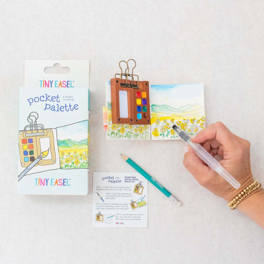 Tiny Easel Pocket Palette A Studio on the Go - Gingerbread House Toys