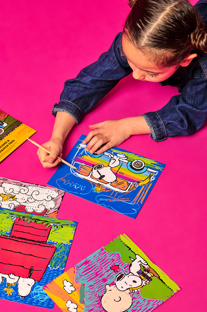 OOLY x PEANUTS Scratch Art Kit - Gingerbread House Toys