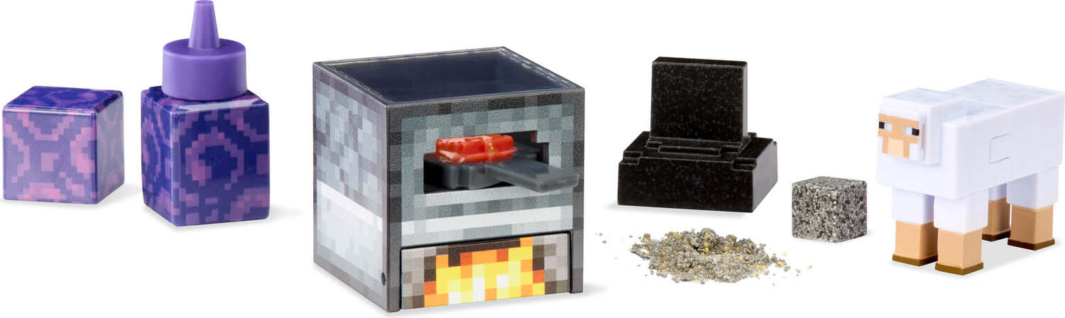 Miniverse: Make It Mini Minecraft - Gingerbread House Toys