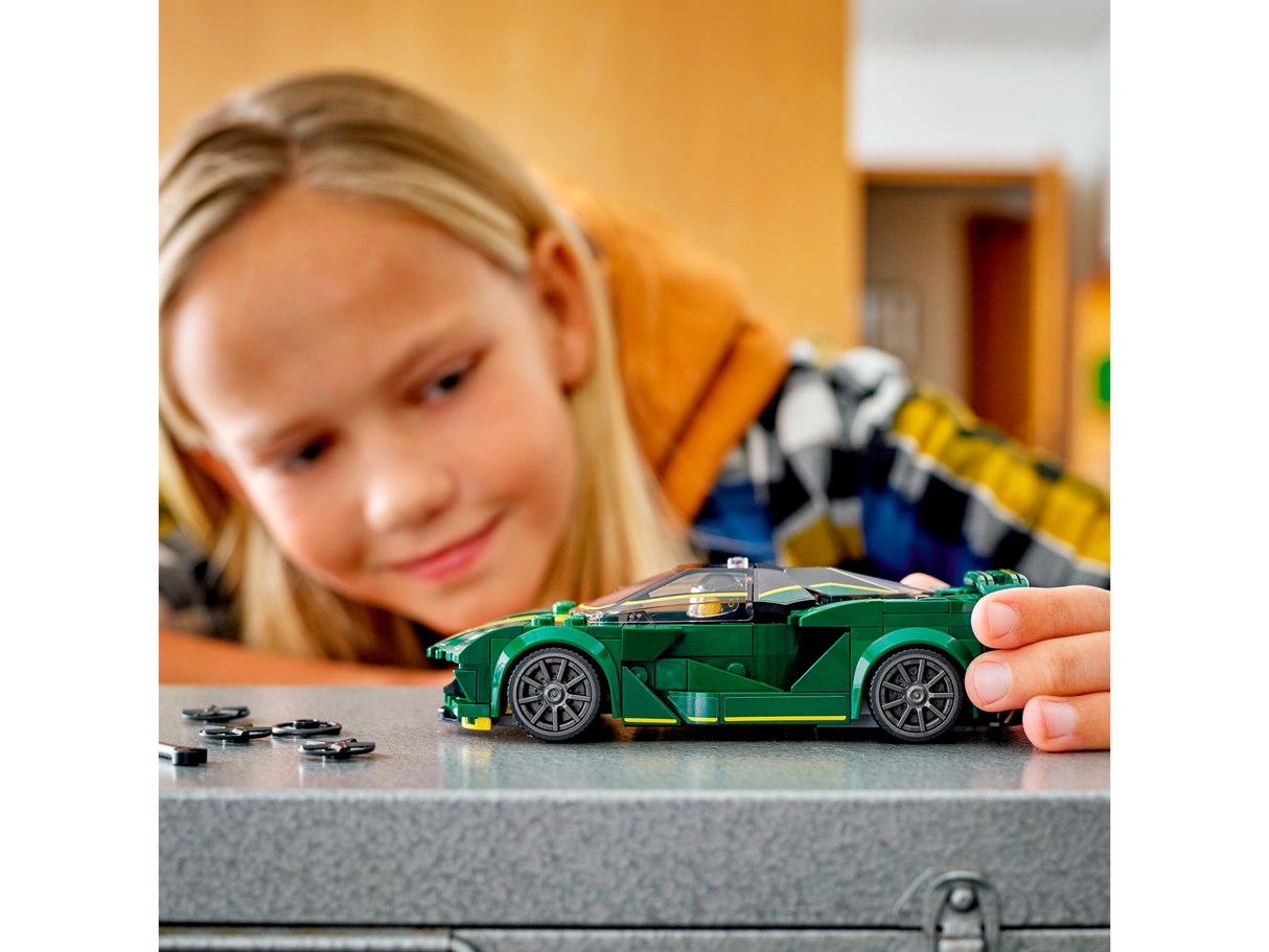 76907 Lotus Evija