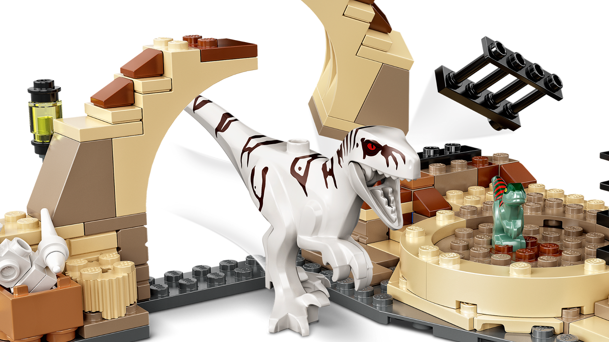 76945 Atrociraptor Bike Chase