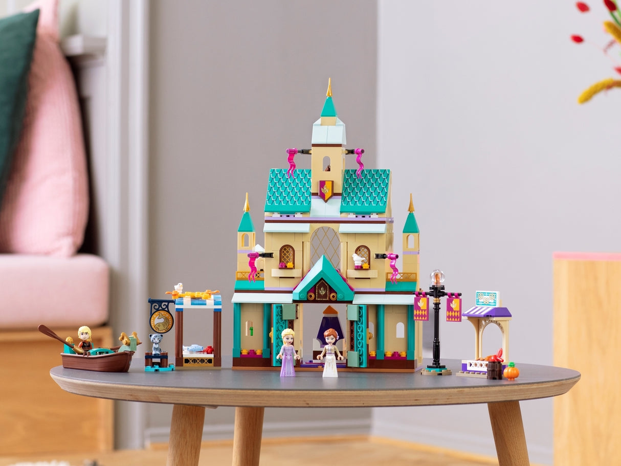 41167 Arendelle Castle Village