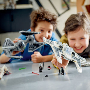 LEGO® Star Wars™: Mandalorian Fang Fighter vs. TIE Interceptor™