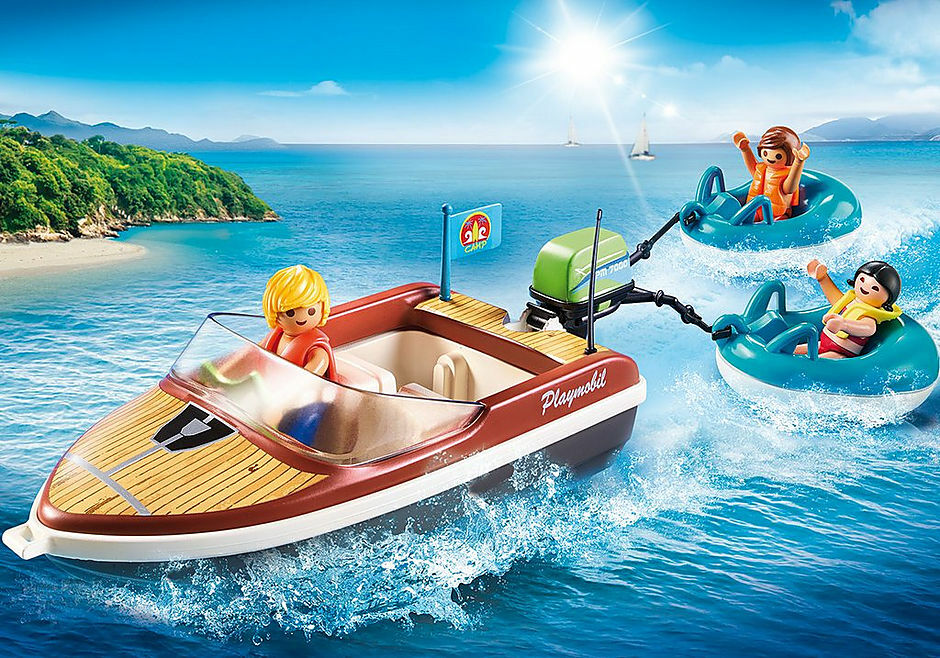 Speedboat with Tube Riders