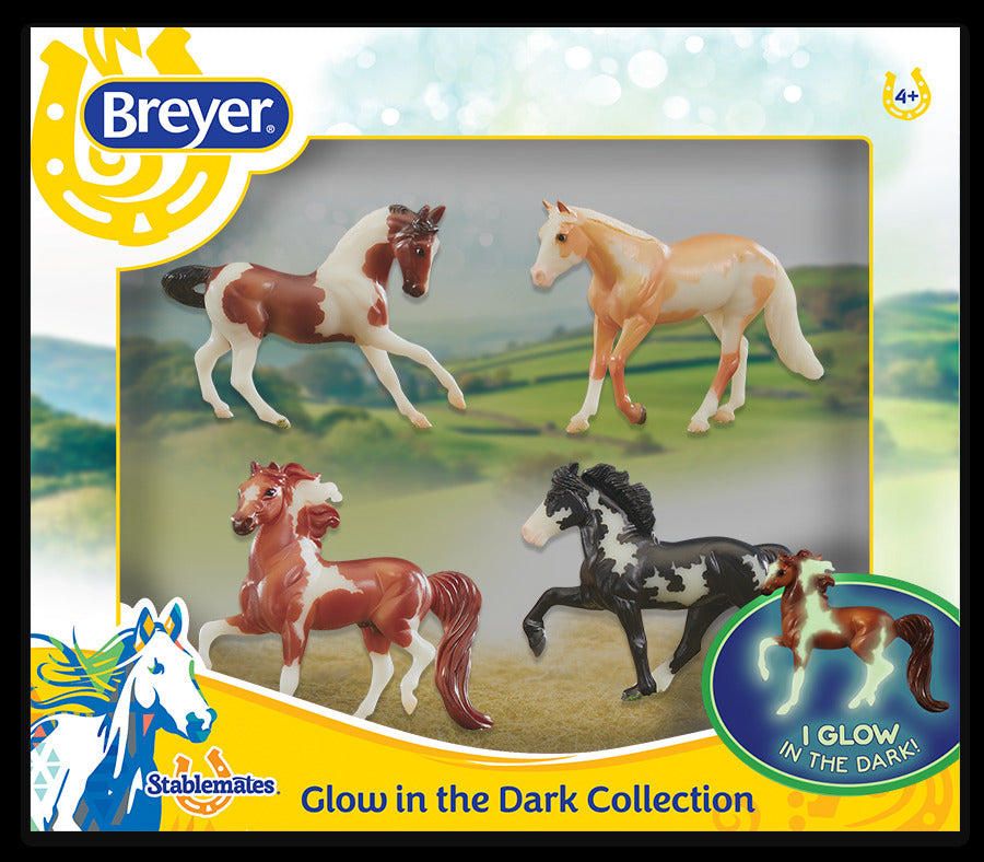 Horse Crazy Glow In The Dark 4 Horse Set