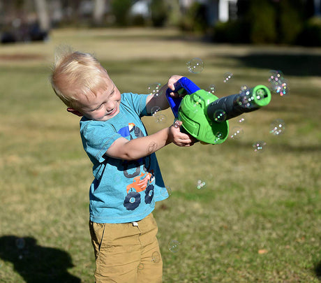 Maxx Bubbles! Motorized Bubble 'N' Fun Leaf Blower